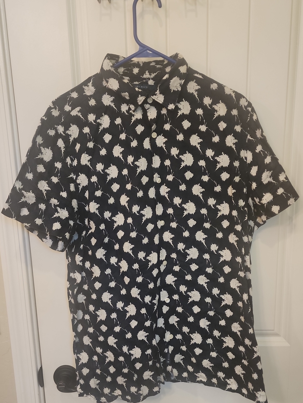Perry Ellis 100% Linen Short Sleeve Button Up Shirt